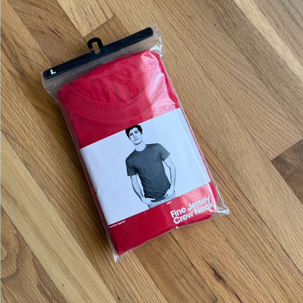 NWT American Apparel Fine Jersey Crew Neck T-Shirt Red Size L (Packaged)